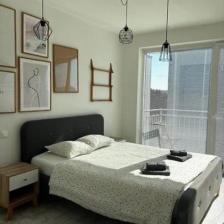 Sunny In Quiet Area 코시체