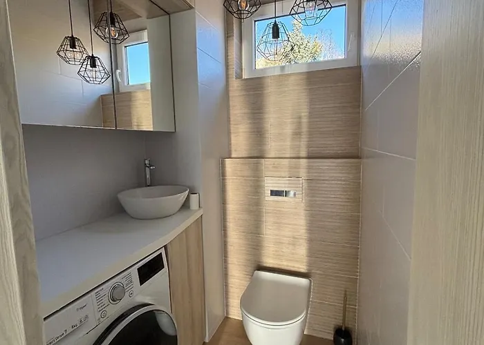 Sunny In Quiet Area Apartamento